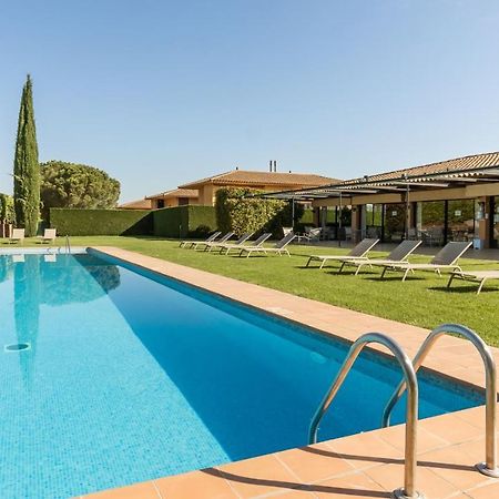 Apartahotel Suites Vila Birdie Navata Bagian luar foto